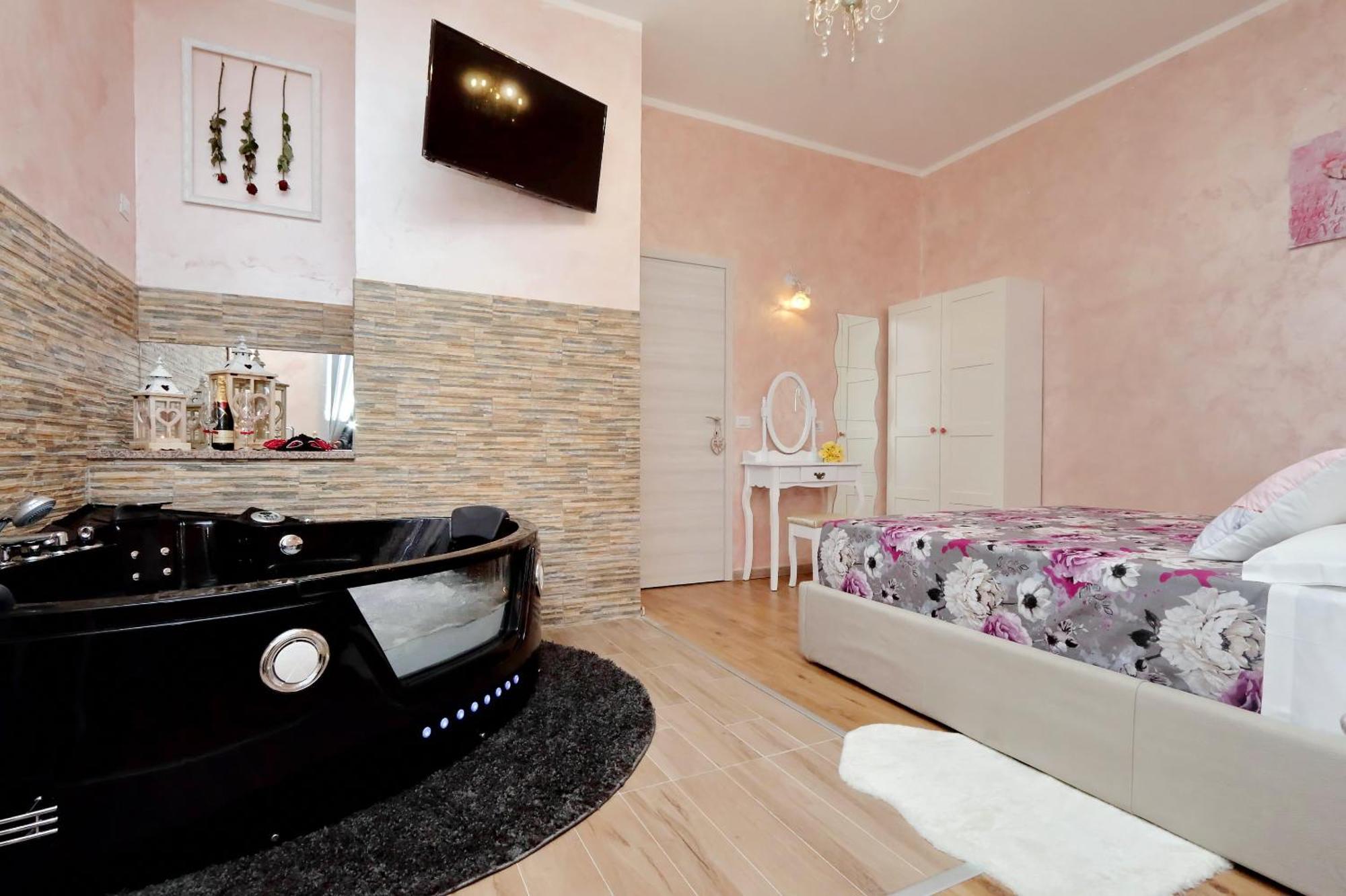 Deluxe Rooms And Chilling Jacuzzi Suite Guesthouse Rom Værelse billede